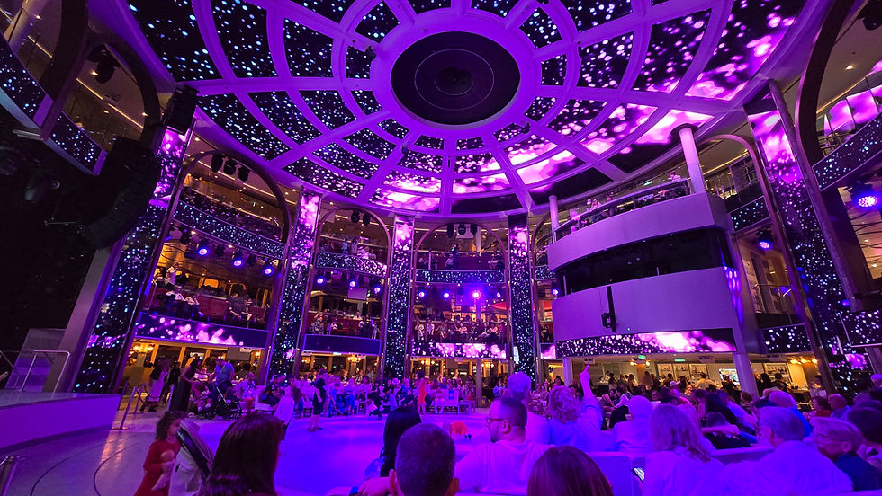 Colosseo do navio Costa Toscana