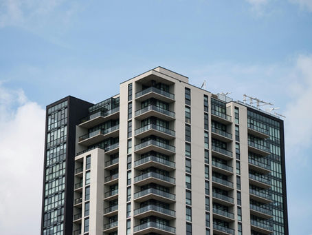 Faut-il un permis pour installer une thermopompe sur un balcon à Montréal?