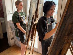 Senior Visual Arts Students Enrich Their Creative Journey 