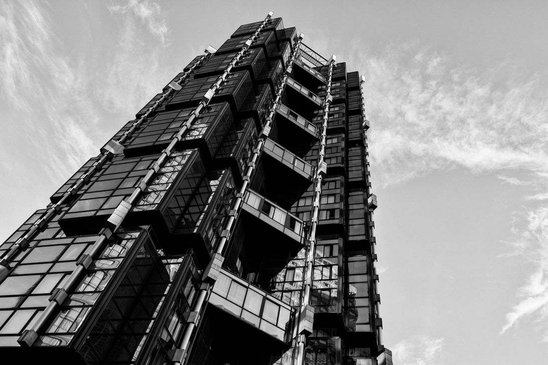 Architecture de la tour Totem à Paris