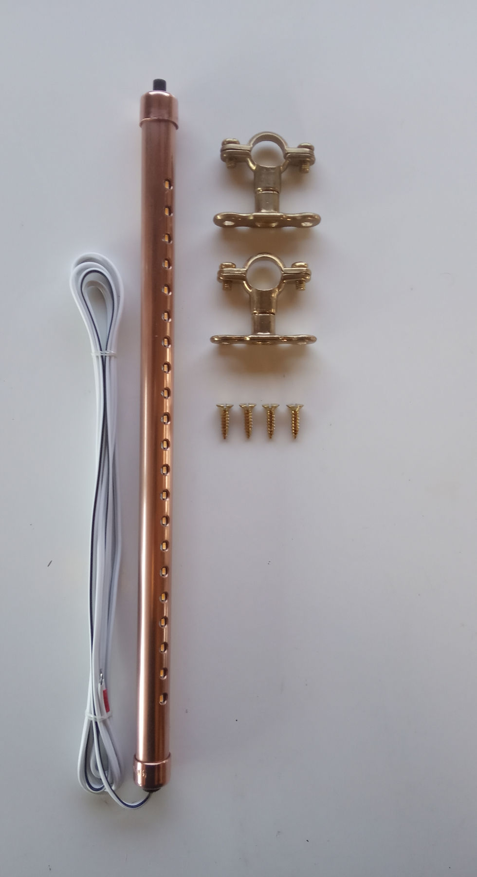 Thumbnail: 30cm / 12 inch long 12V LED light with Brass Munsen Rings