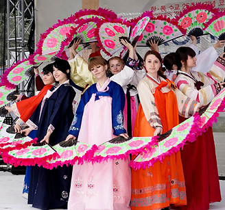 KoreaFestival2014_buchae_L.jpg