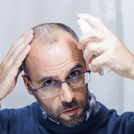 Why Using Minoxidil from a Spray Bottle Isn’t a Great Idea