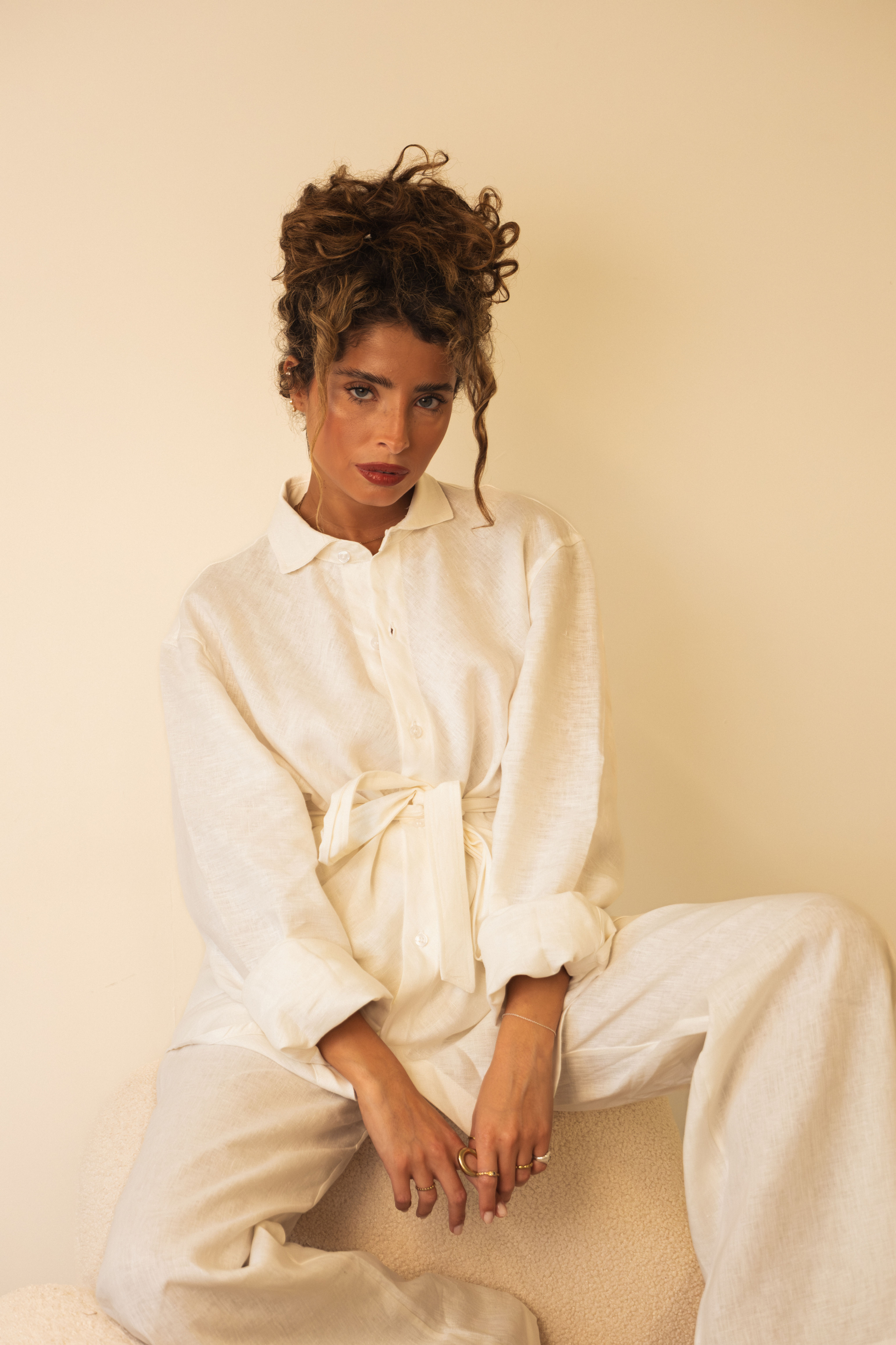 WHITE LINEN SET