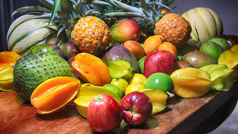 LES FRUITS DES ANTILLES