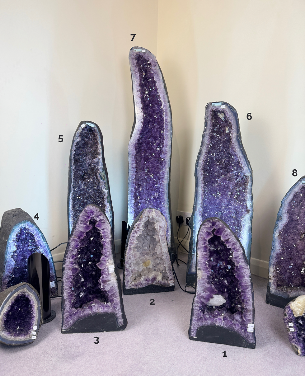 Thumbnail: Amethyst Cathedral Option3