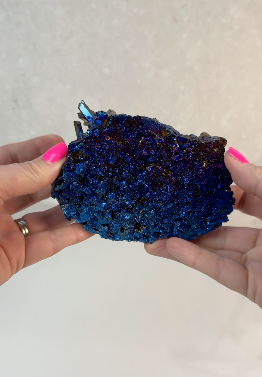 Thumbnail: Cobalt Titanium Quartz Medium-Large