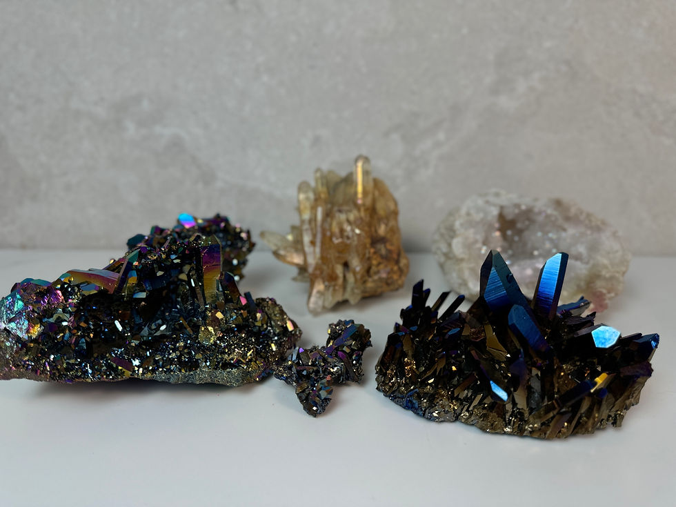 Thumbnail: Cobalt Titanium Quartz Medium-Large