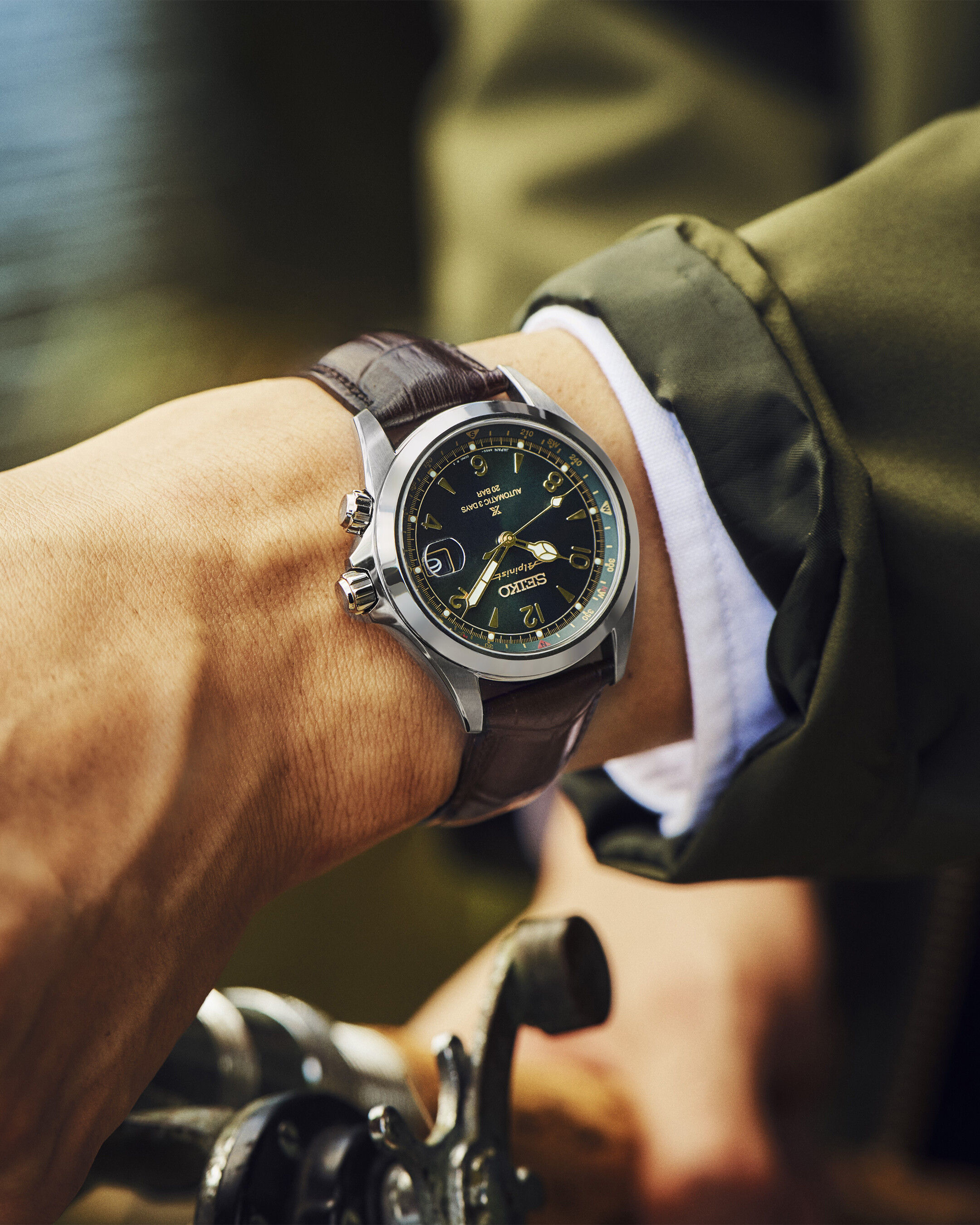 SPB507J1 | Alpinist Ø 40 mm Auto Grün Outdoor