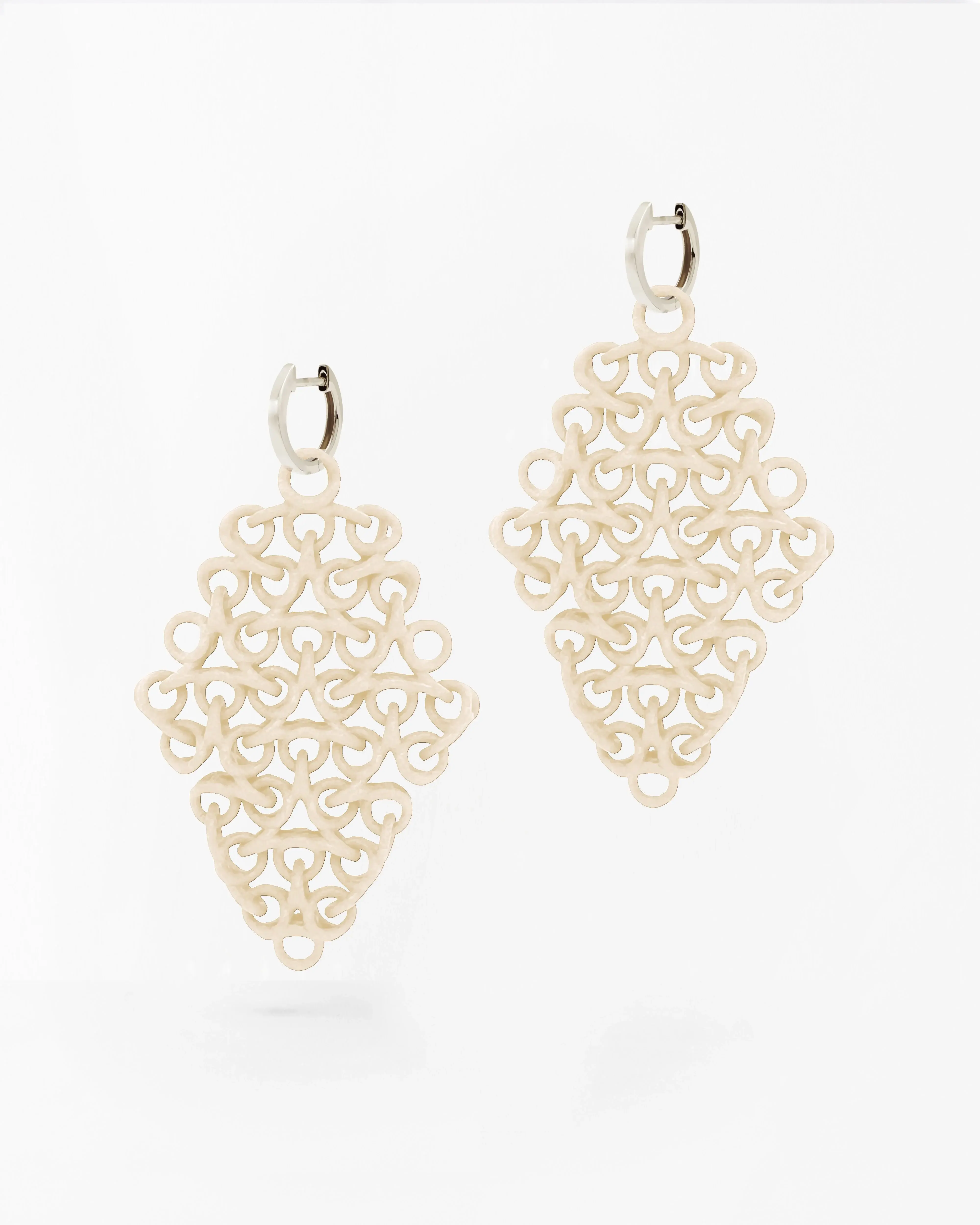 Boltenstern Fabnora Ohrringe Rondo Pearl Blush by BLAHASCHMUCK WIEN
