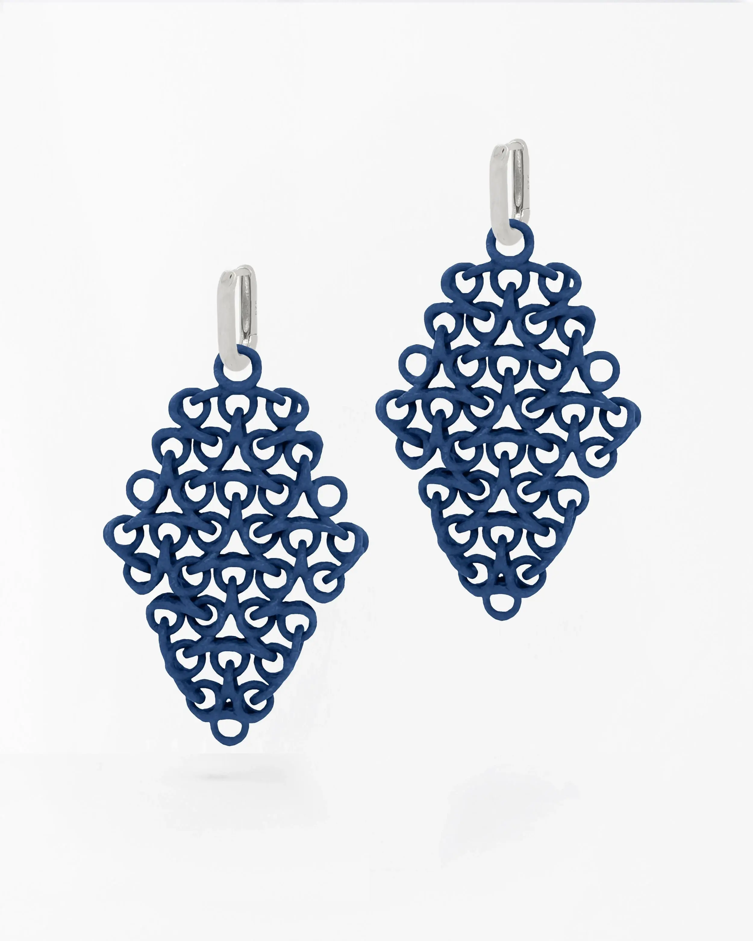 Boltenstern Fabnora Ohrringe Rondo Marine Blue by BLAHASCHMUCK WIEN