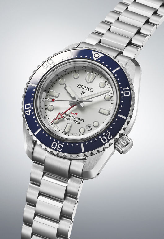 SEIKO Prospex SPB519J1 GMT Automatic Diver’s 300 m mit weißem Zifferblatt, Edelstahlband und blauer Lünette