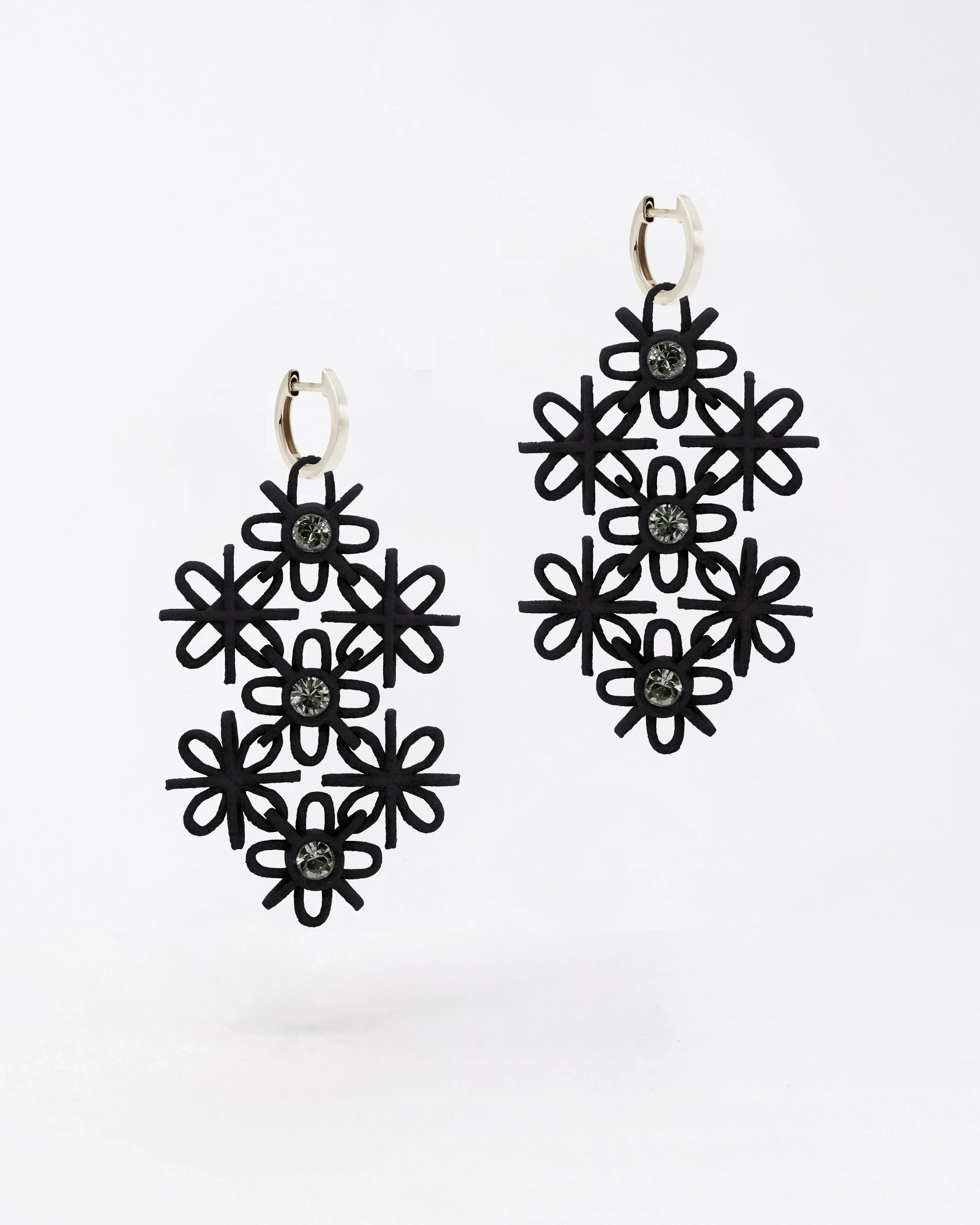 Boltenstern Fabnora Ohrringe LACE Onyx Black BY BLAHASCHMUCK WIEN