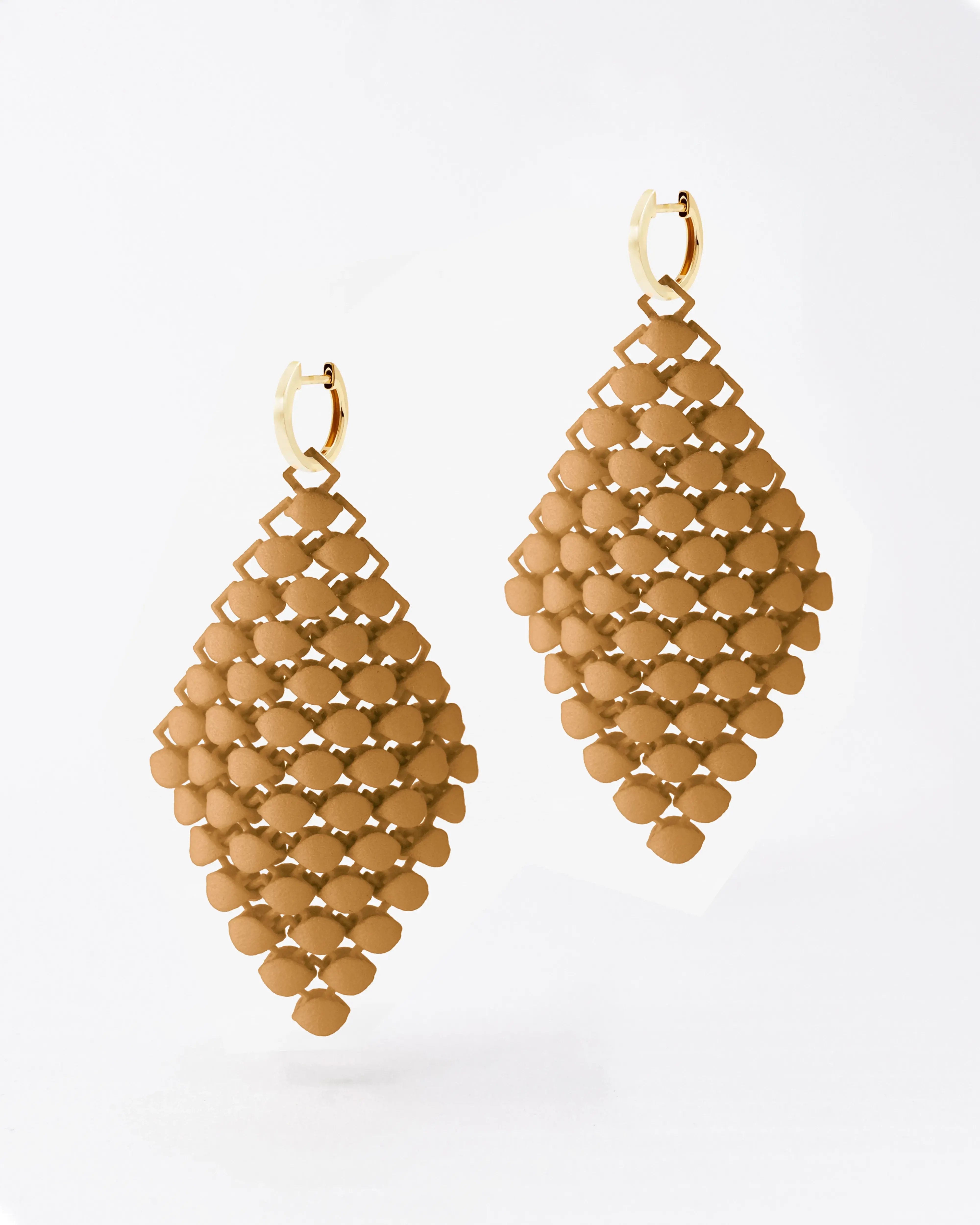 Boltenstern Fabnora Ohrringe Essence Small Classic Beige by BLAHASCHMUCK WIEN