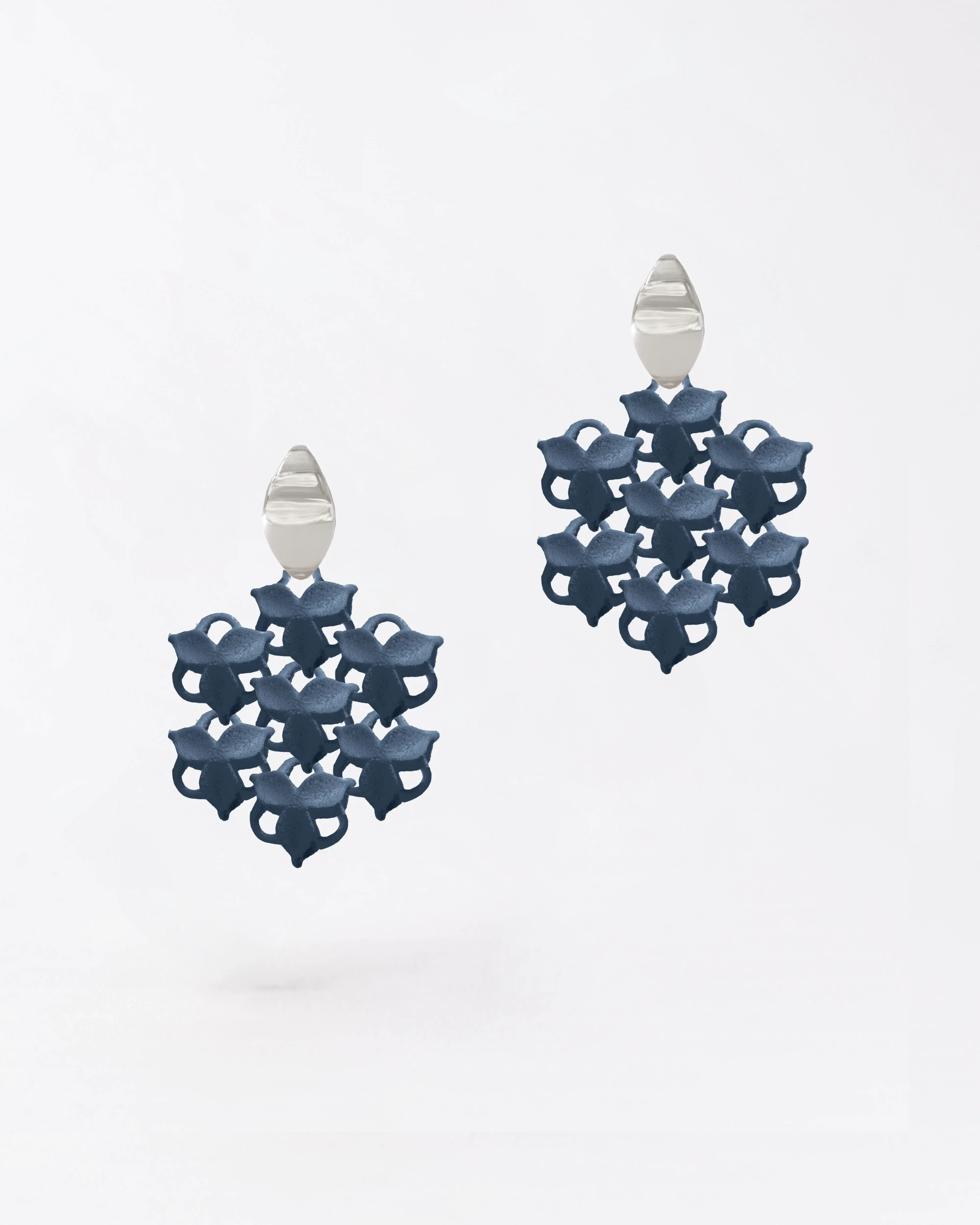 Boltenstern Fabnora Ohrringe Blossom Mini Midnight Blue by BLAHASCHMUCK WIEN 1010