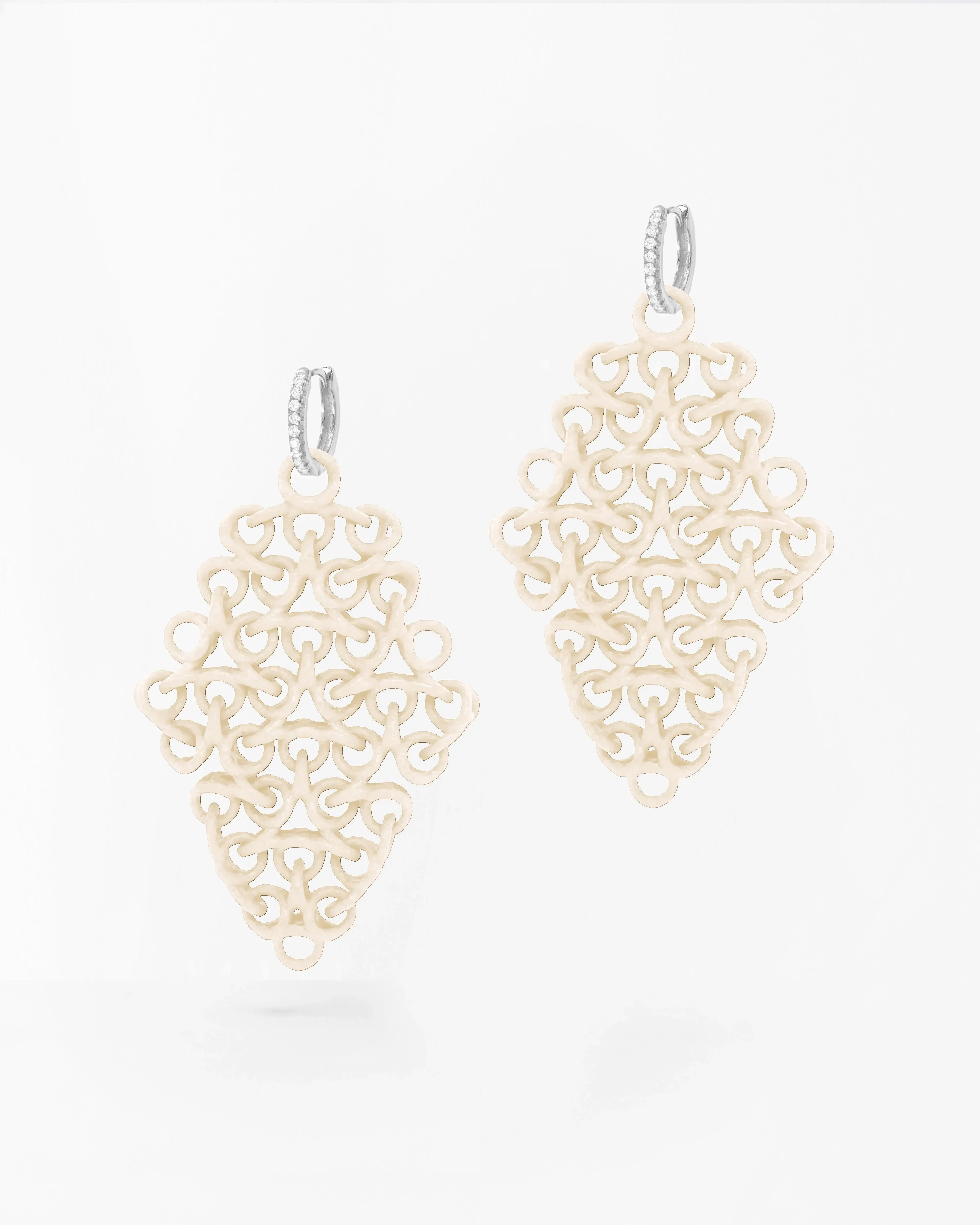 Boltenstern Fabnora Ohrringe Rondo Pearl Blush by BLAHASCHMUCK WIEN