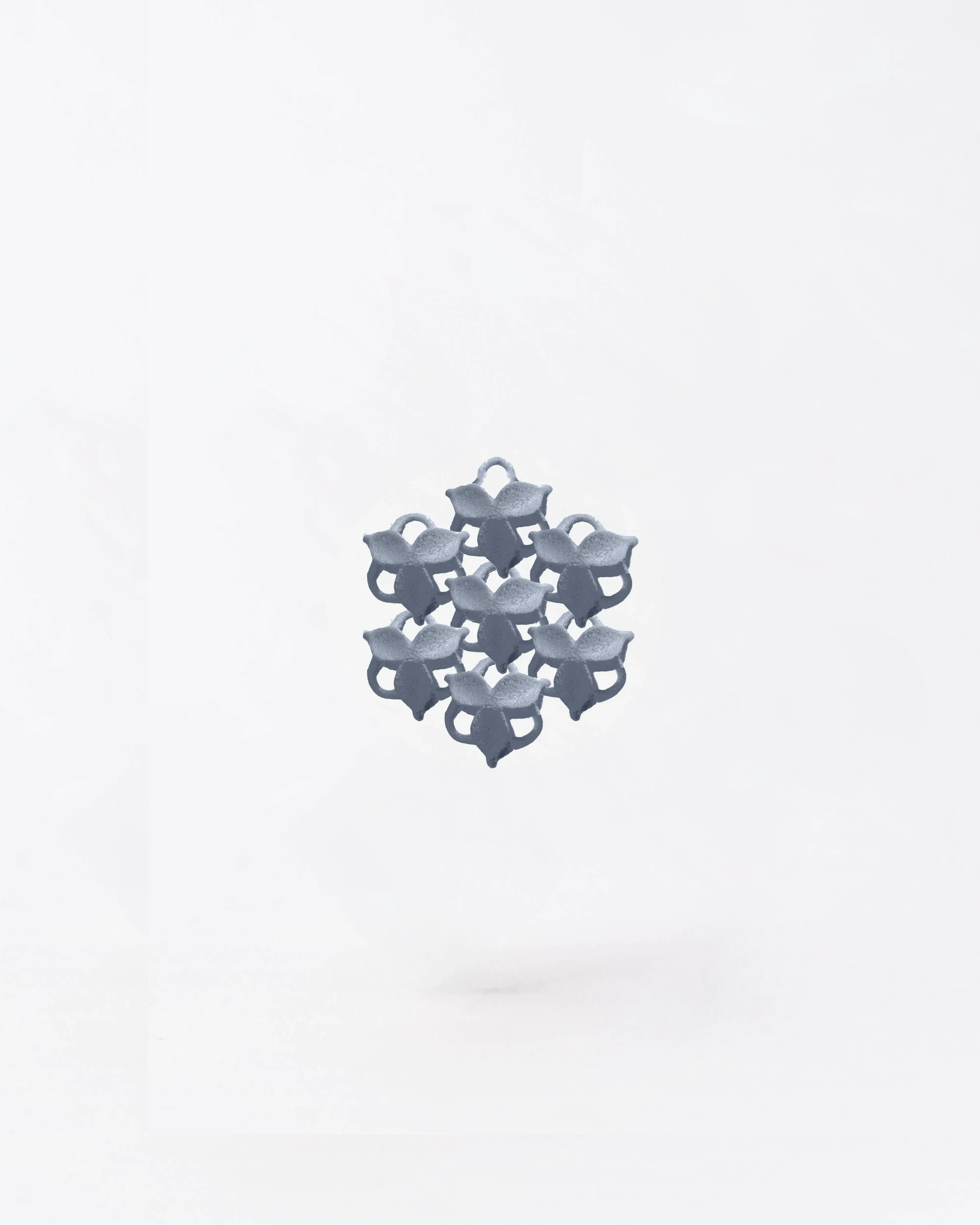 Boltenstern Fabnora Ohrringe Blossom Mini Cool Grey by BLAHASCHMUCK WIEN 1010