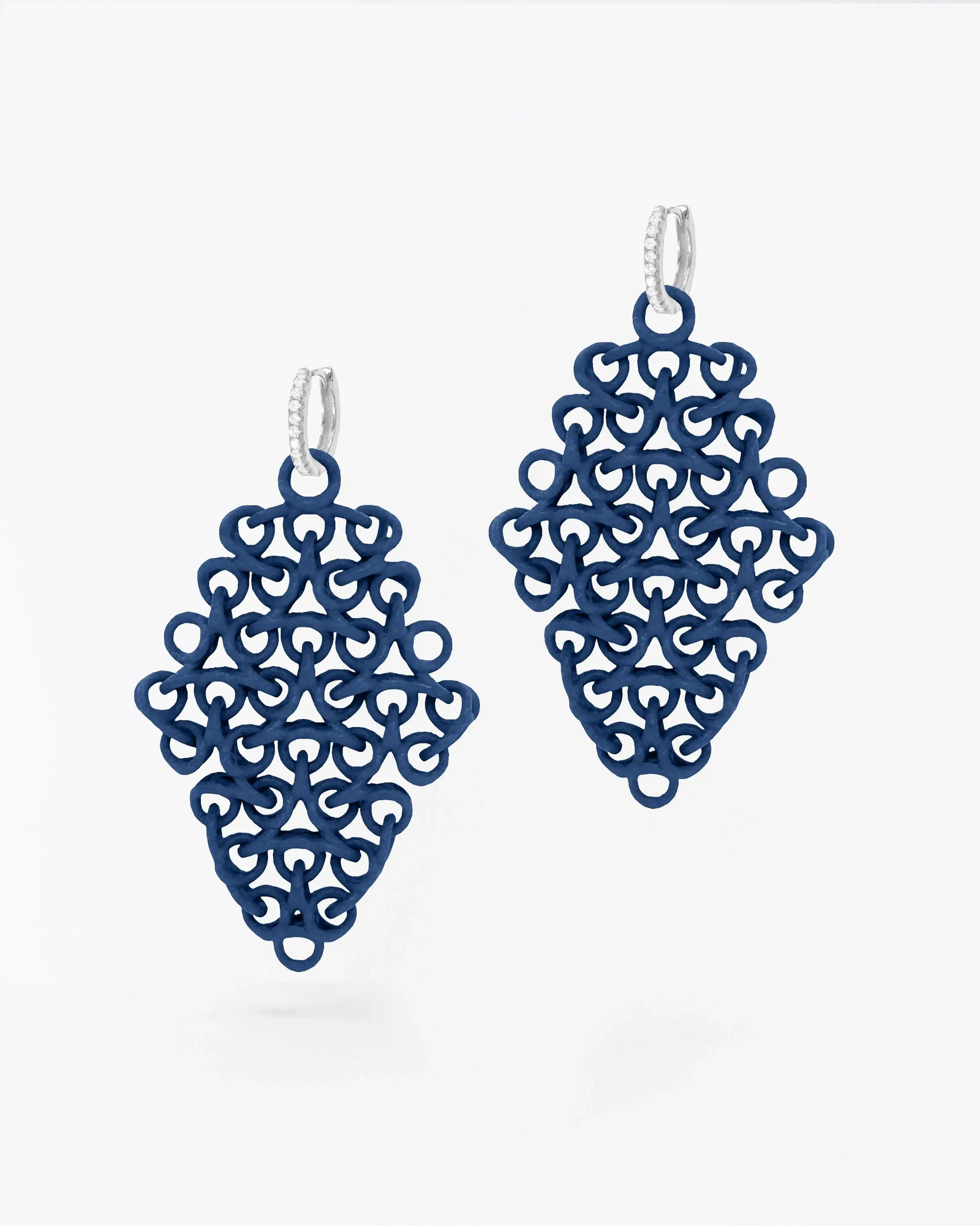 Boltenstern Fabnora Ohrringe Rondo Marine Blue by BLAHASCHMUCK WIEN