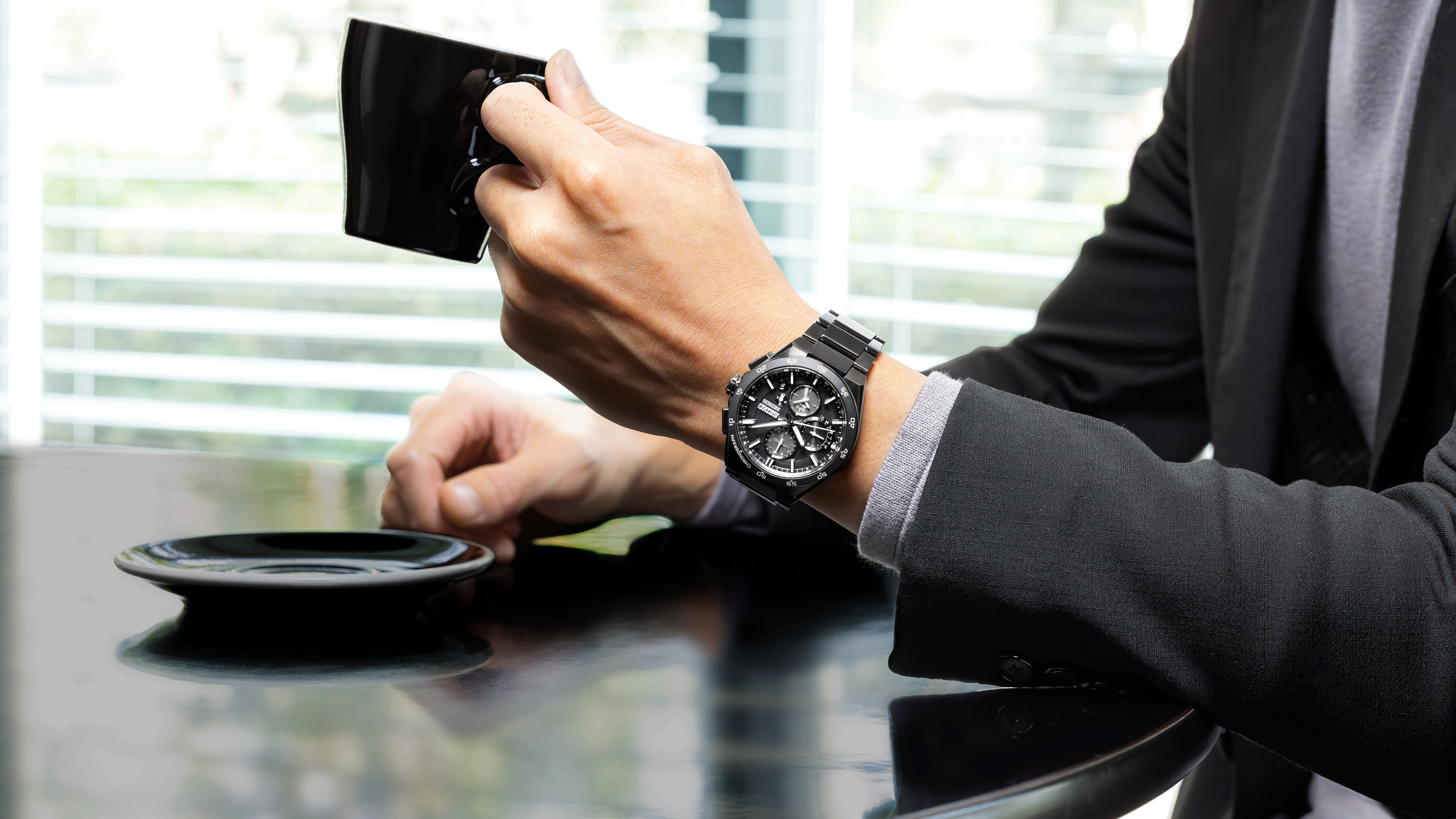 SSH155J1 | Dual Time Chronograph Ø 43 mm GPS Solar Schwarz Chrono
