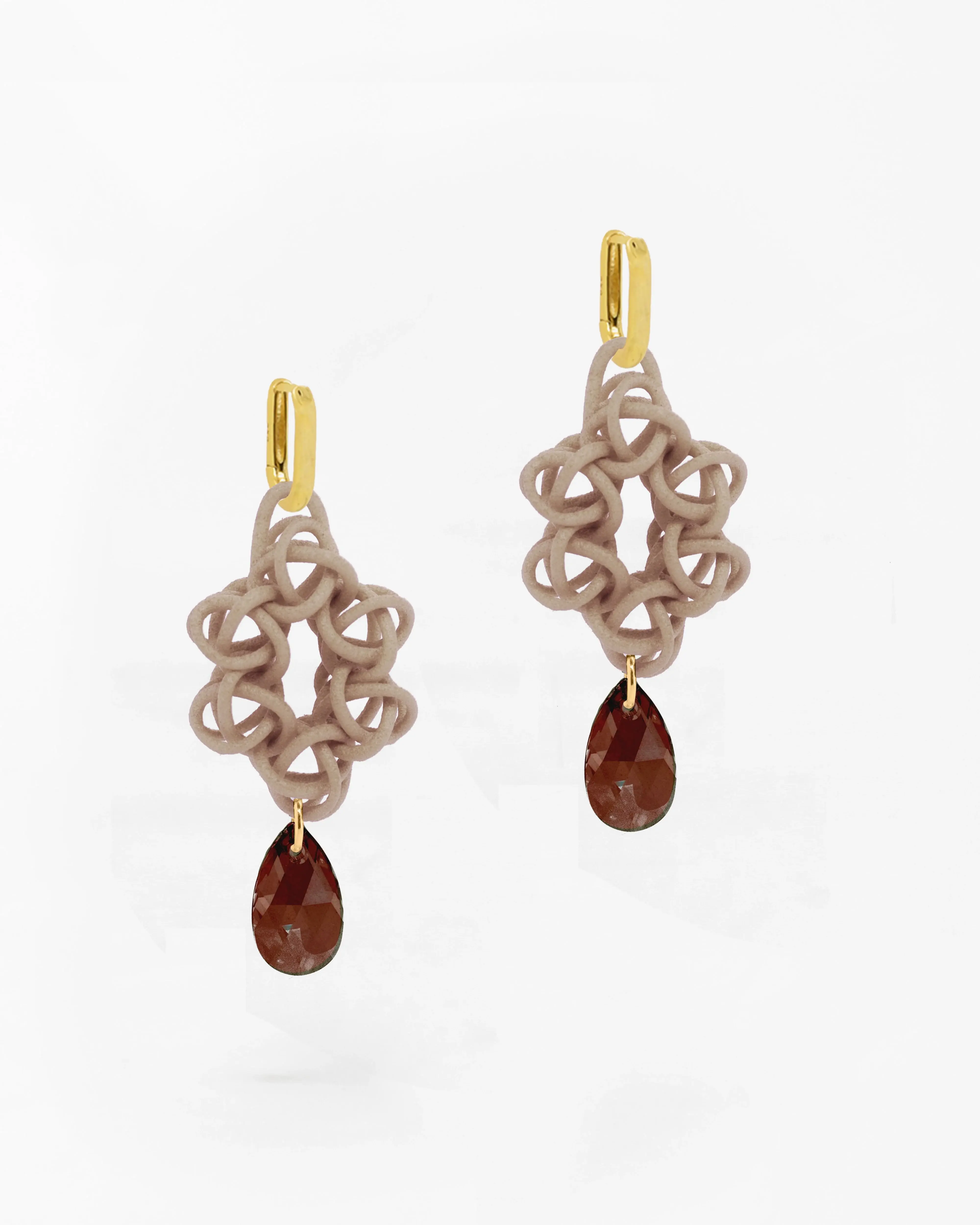 Boltenstern Fabnora Ohringe Cosmos Classic Beige by BLAHASCHMUCK WIEN