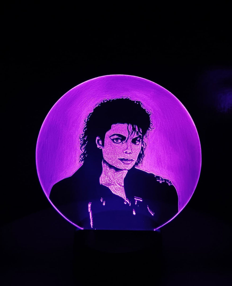 Miniature : Lampe LED Michael Jackson 7 couleurs