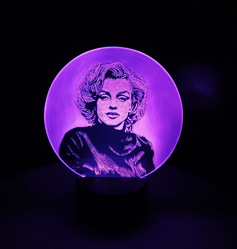 Miniature : lampe LED tactile Marilyn Monroe 7 couleurs gravée main dans notre atelier