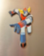 Magnet en bois Robot Goldorak fait Main image travaillée en vernis colle