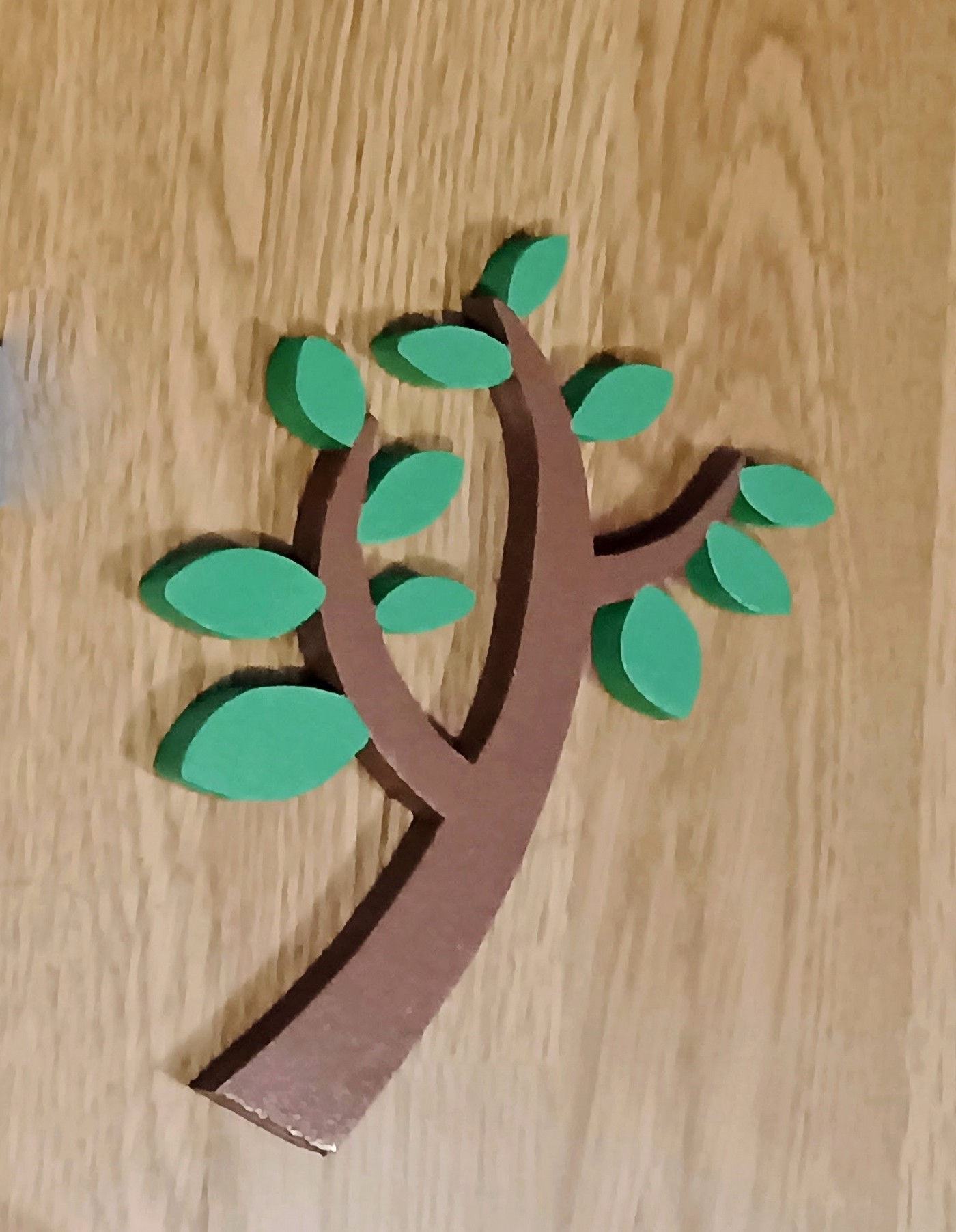 arbre de la savane en décoration murale de 15 cm de haut en bois