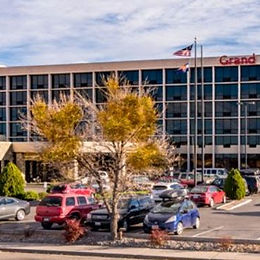 Grand Vista Hotel