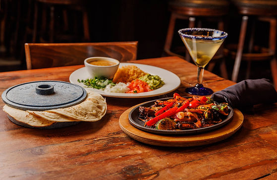 ElMesonTequileria_VegetableFajitas-3.jpg