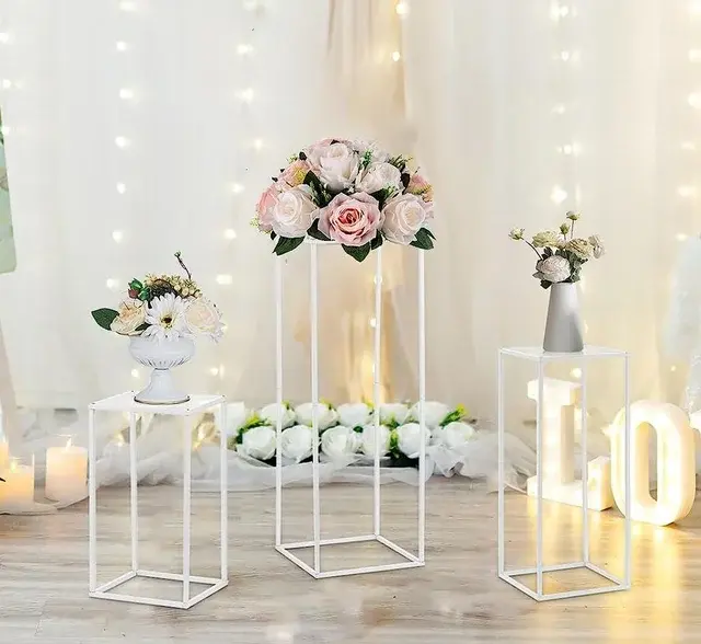 Miniature : supports pour fleurs 4pcs blanc ou dore