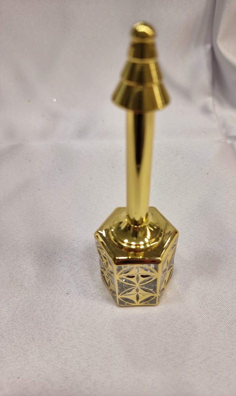 Miniature : petite Mrach Zahr dore en cristal Hexagonal