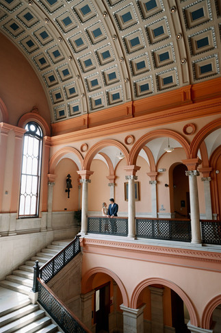 wedding photo showing off worcester city hall architecture