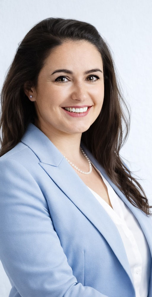 photo linkedin 2.jpeg