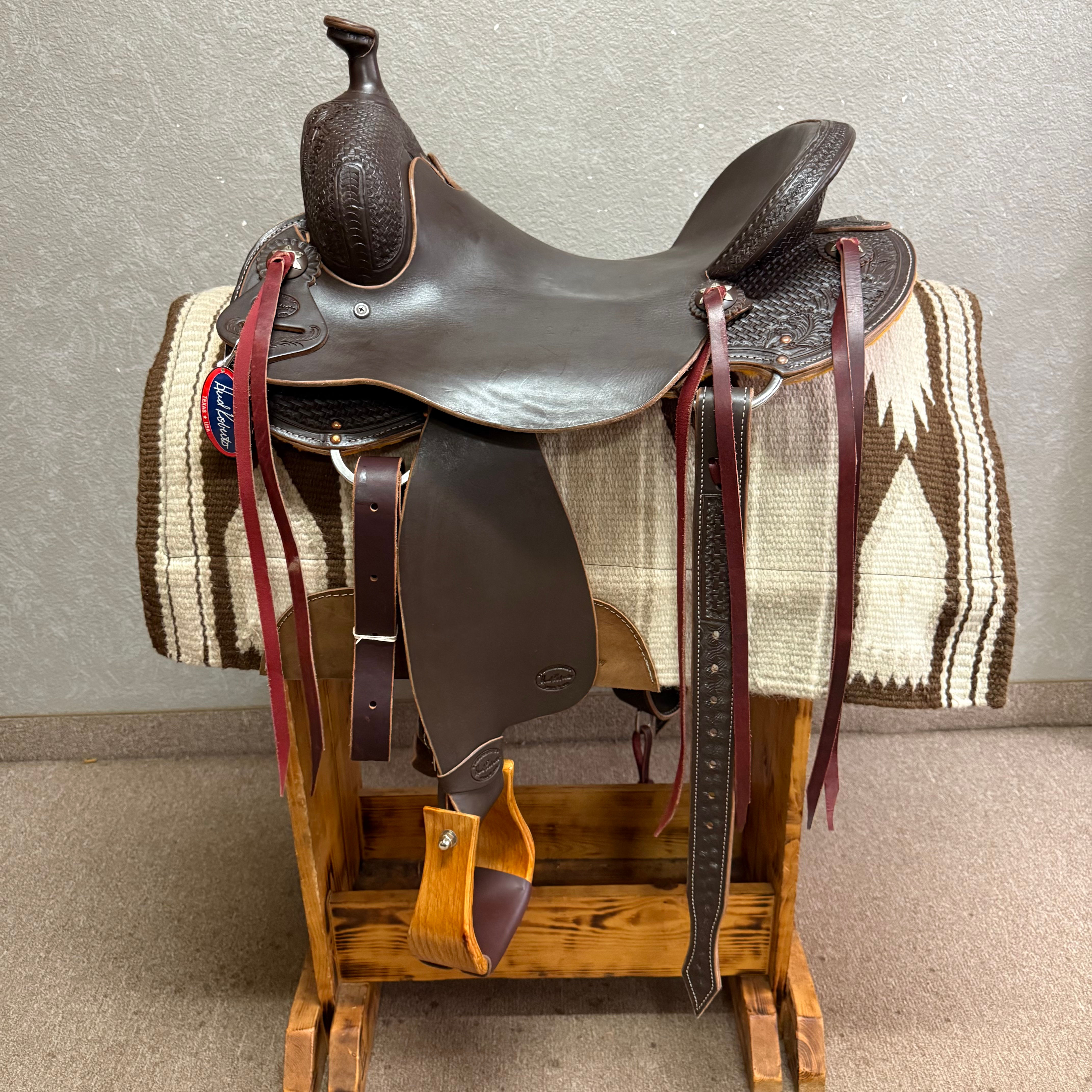 16" Hud Roberts Lightweight Cowhorse- Slick