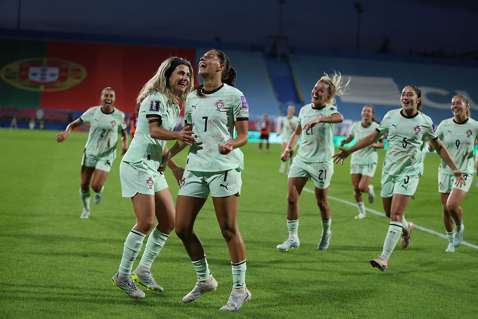 Portugal goleia Letónia e fica a um passo da subida à Liga A