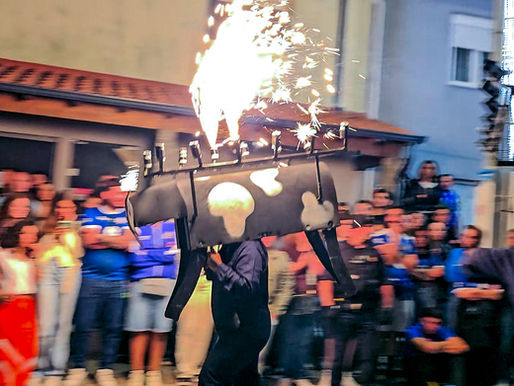 Marcha Alegórica volta a deslumbrar Freamunde numa noite de cor, criatividade e tradição