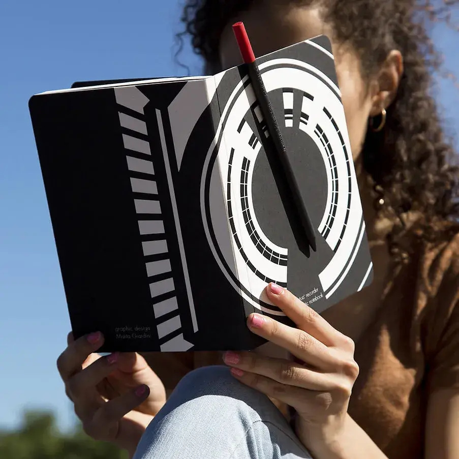 Thumbnail: Recorder Odissea | The magnetic notebook