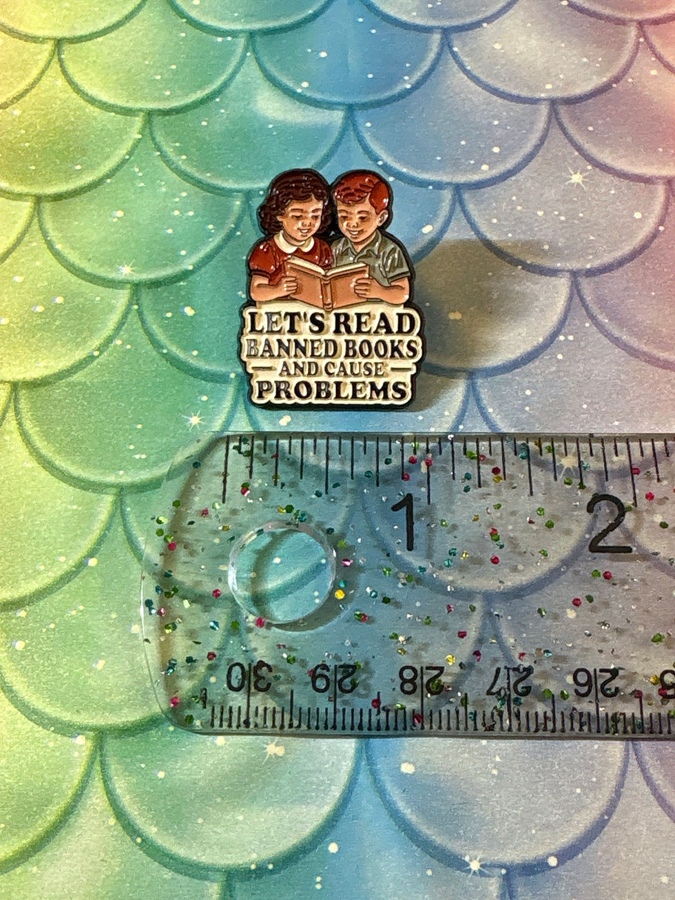 Thumbnail: Pin - Read Banned Books