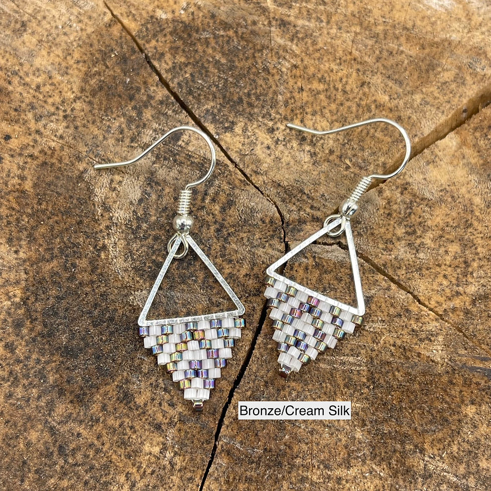 Thumbnail: Modern Geometric Beaded Earrings Silver