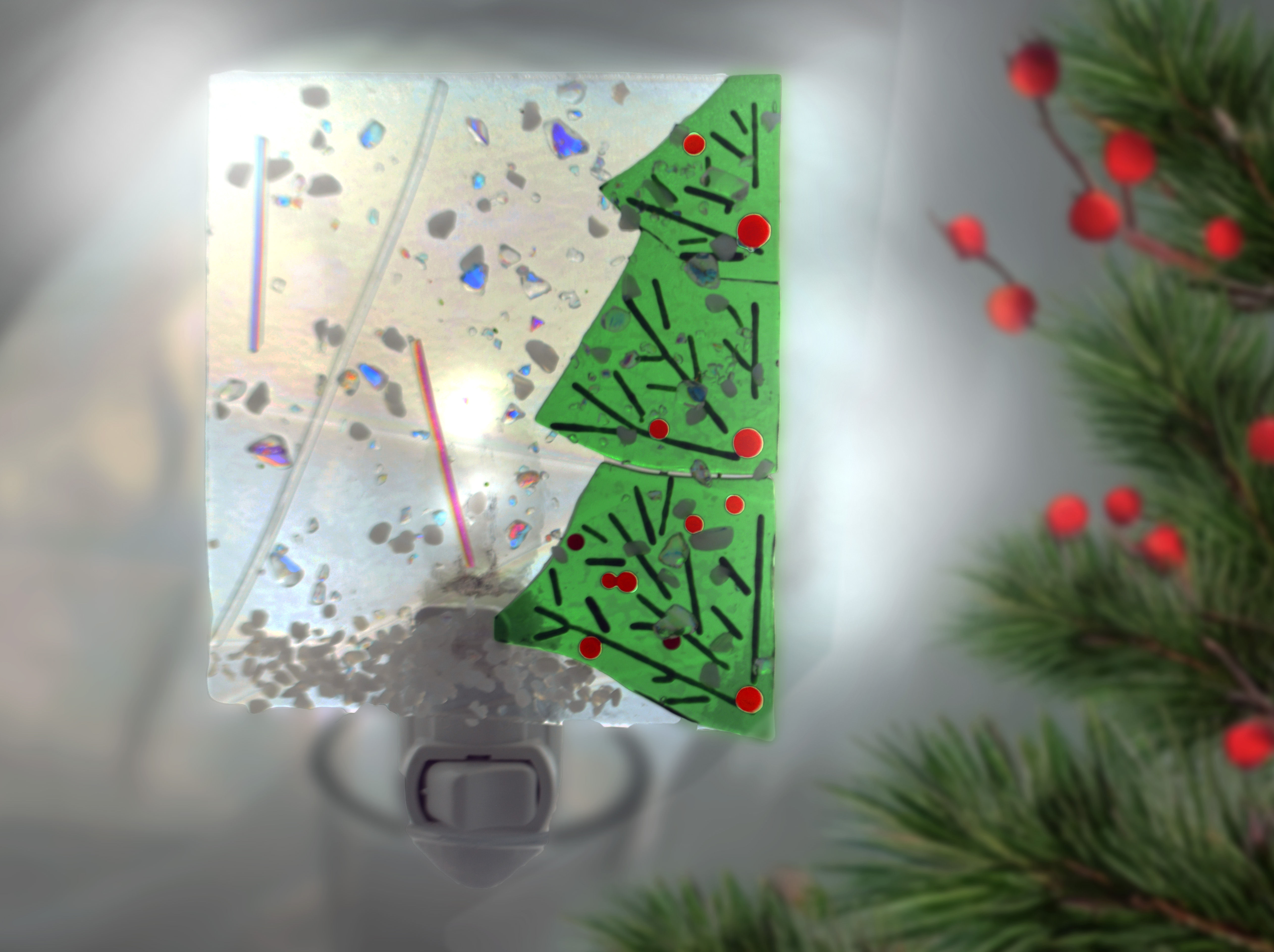 Christmas Night Light - Clear with Green Christmas Tree