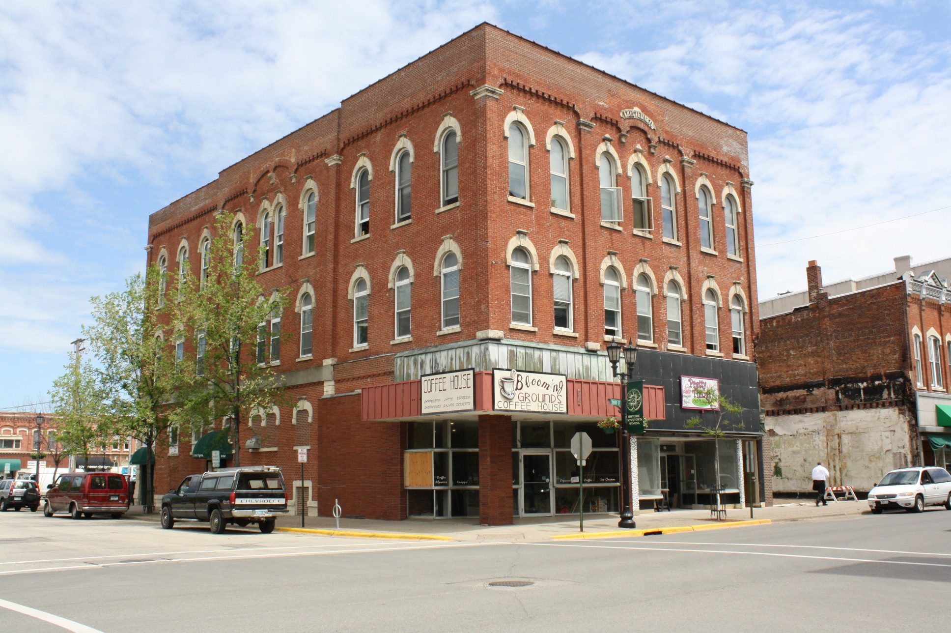 Center St. -2B