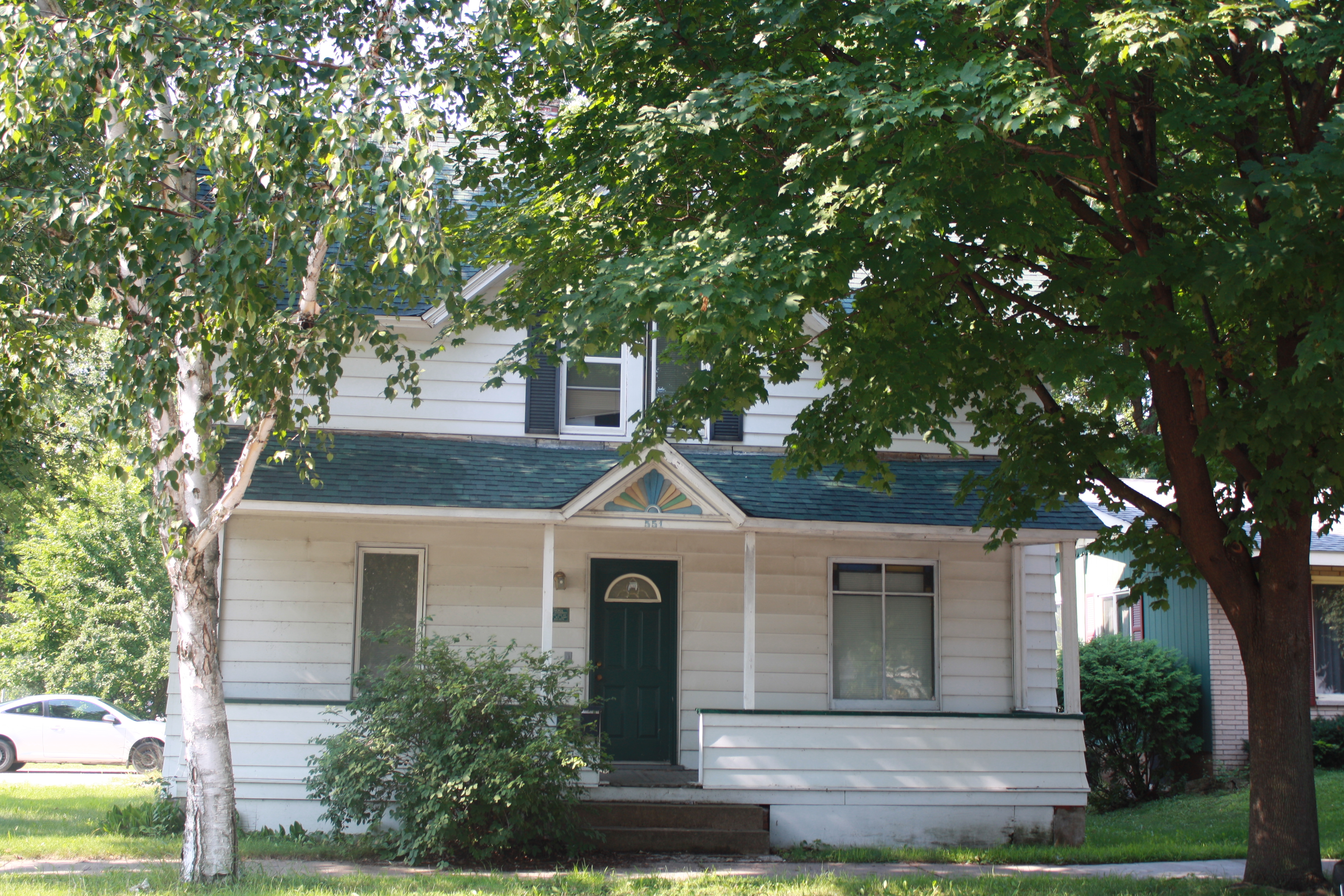551 W. Mill St. -1