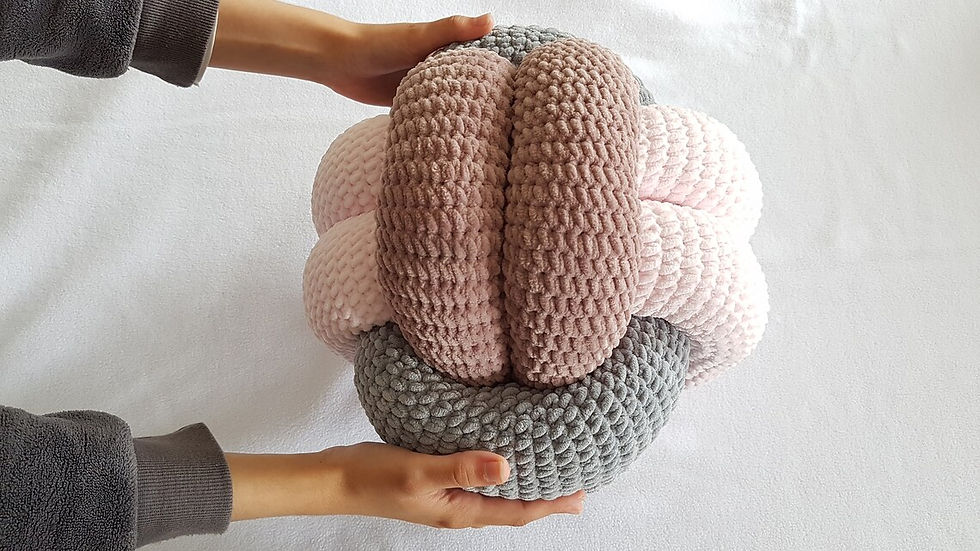 Miniature : Coussin Noeud au crochet tricolore / Crochet Knot Pillow / Décoration