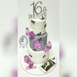 mdvcustomcakes_29714845_231926590884509_