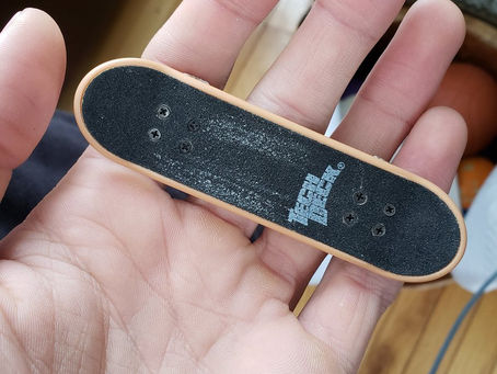 Skateboard in my pocket