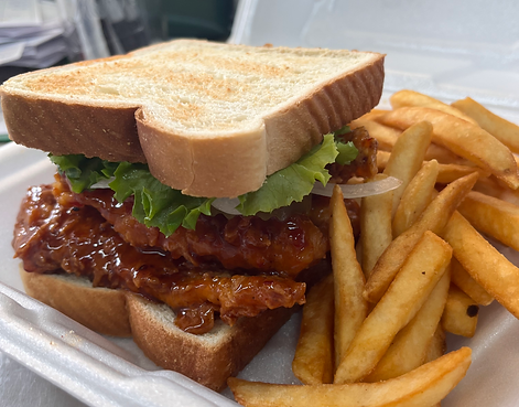 chicken strip sandwich.heic