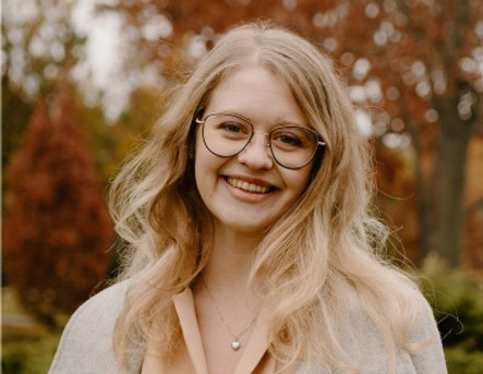 Carrie Anne Marshall