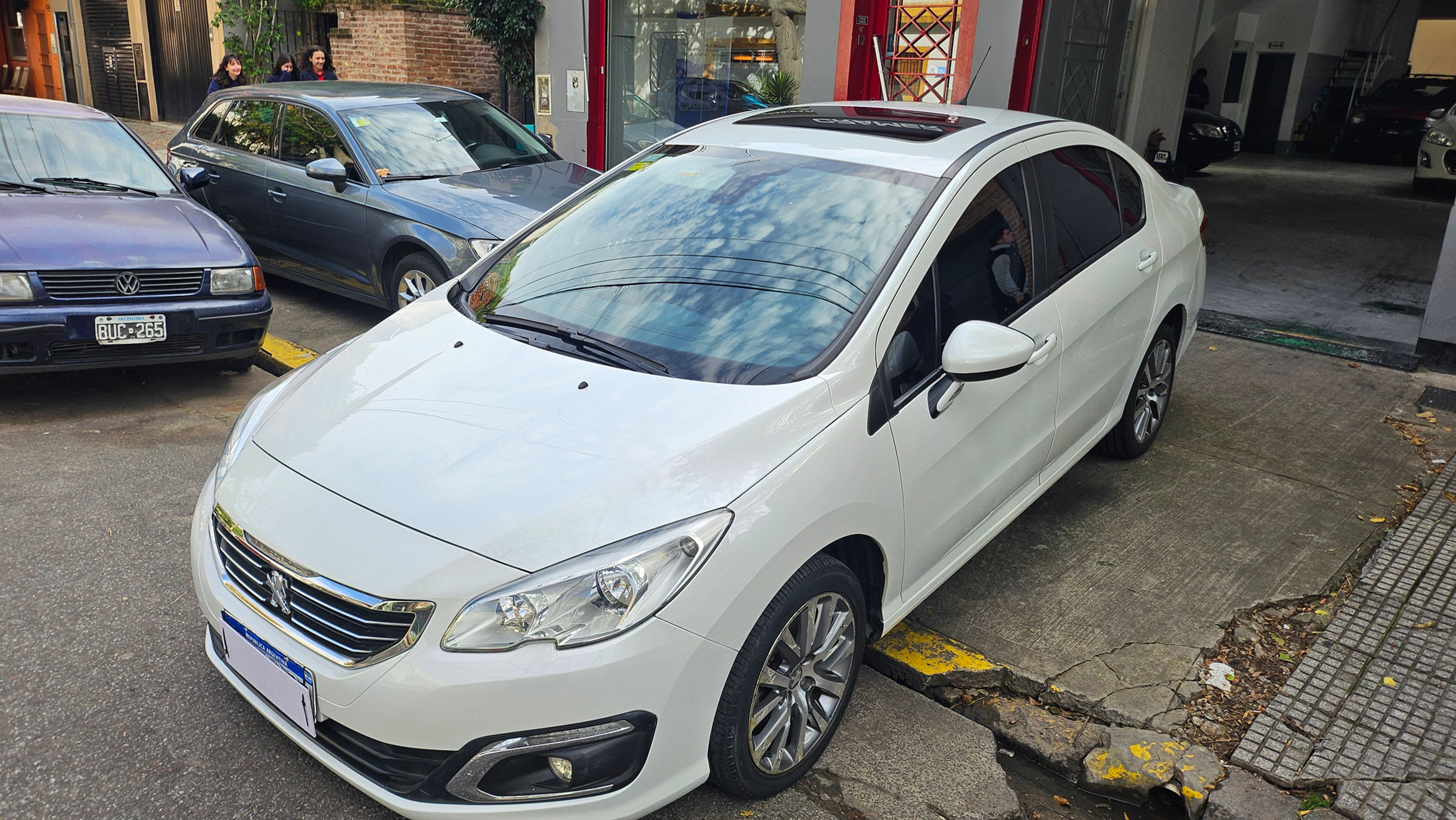 Peugeot 408 allure mt 2018