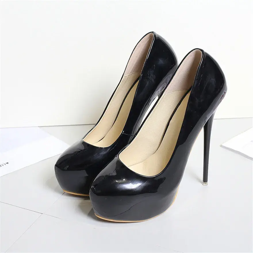 Thumbnail: Big Size 35-47 Patent Leather Red Wedding Shoes 2025 Women Round Toe